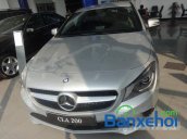 Bán Mercedes CLA200 sản xuất 2015, màu bạc