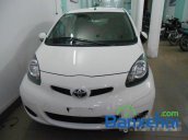 Bán ô tô Toyota Aygo đời 2011, màu trắng đã đi 40000 km, giá chỉ 470 triệu