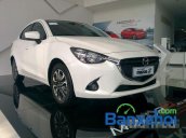 Cần bán Mazda 2 sản xuất 2015, màu trắng, liên hệ 0935401939