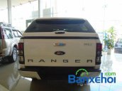 Bán ô tô Ford Ranger XLT 2.2L 4X4 MT đời 2015, màu trắng