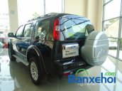 Bán xe Ford Everest XLT 2.5L 4x2 AT đời 2015, màu đen  