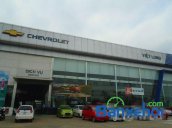 Xe Chevrolet Colorado LTZ 2015 mới màu đỏ đang được bán