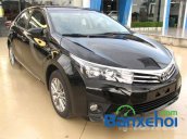 Cần bán xe Toyota Corolla altis 1.8CVT đời 2015, màu đen, giá 795 triệu