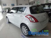 Bán Suzuki Swift đời 2015, màu trắng, xe đang có sẵn, giao xe ngay