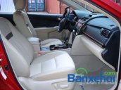 Bán xe Toyota Camry XLE đời 2014, màu đỏ