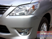 Bán xe Toyota Innova E 2.0MT, màu bạc, số sàn, sản xuất năm 2013, lắp ráp trong nước