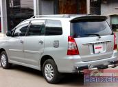 Bán xe Toyota Innova E 2.0MT, màu bạc, số sàn, sản xuất năm 2013, lắp ráp trong nước