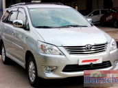 Bán xe Toyota Innova E 2.0MT, màu bạc, số sàn, sản xuất năm 2013, lắp ráp trong nước