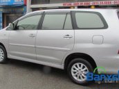 Xe Toyota Innova 2.0E 2014 cũ màu bạc / xám đang được bán