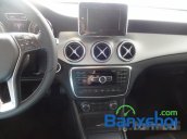 Bán Mercedes CLA200 sản xuất 2015, màu bạc