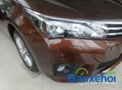 Bán xe Toyota Corolla Altis 1.8G đời 2015, màu nâu  