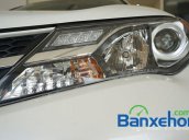 Cần bán Toyota RAV4 đời 2014, màu trắng, nhập khẩu nguyên chiếc