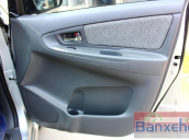 Bán xe Toyota Innova E 2.0MT, màu bạc, số sàn, sản xuất năm 2013, lắp ráp trong nước