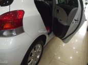 Bán Toyota Yaris đời 2010, màu trắng, nhập khẩu chính hãng