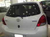 Bán Toyota Yaris đời 2010, màu trắng, nhập khẩu chính hãng