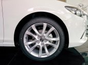 Cần bán xe Mazda 6 năm 2015, màu trắng, nhập khẩu, 978tr