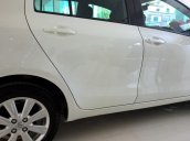 Toyota Đông Sài Gòn xe đã qua sử dụng đang bán Yaris 1.3AT màu trắng, pháp lý cá nhân