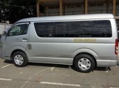 Toyota Hiace Super Wagon 2010, màu xám bạc, loại cao cấp. Máy xăng, 10 chỗ, 1 đời chủ