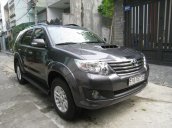 Gia đình cần bán Fortuner G chạy dầu đời 2014 mẫu mới nhất luôn