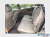 Bán Innova 2.0G 2009 màu bạc tên tôi chính chủ xe rất tốt nguyên bản hết nhà sử dụng kỹ