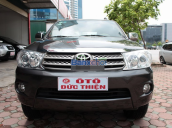 Bán Toyota Fortuner sản xuất 2009, màu xám, 695 triệu xe đẹp