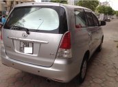 Toyota Innova G sản xuất 2011 màu bạc, xe 7 chỗ-số sàn-lắp ráp trong nước-động cơ 2.0