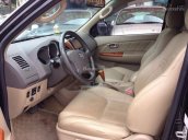 Cần bán Toyota Fortuner đời 2009, màu đen, 685 triệu