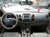 Cần bán xe Toyota Fortuner đời 2010, màu đen giá cạnh tranh