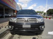 Cần bán Toyota Fortuner đời 2009, màu đen