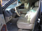 Cần bán Toyota Fortuner đời 2009, màu đen