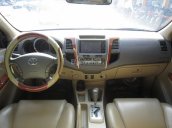 Cần bán Toyota Fortuner đời 2009, màu đen