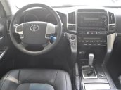 Xe Toyota Land Cruiser đời 2015, nhập khẩu chính hãng nhanh tay liên hệ