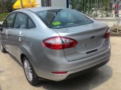 Bán xe Ford Fiesta Titanium sản xuất 2017, màu bạc giá 550tr