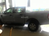 Bán ô tô Ford Ranger XLS AT đời 2017, màu xám, nhập khẩu nguyên chiếc, giá tốt