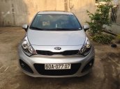 Cần bán Kia Rio 2013 nhập khẩu Hàn Quốc màu bạc, số tự động 