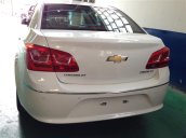 Bán xe Chevrolet Cruze 1.6 LT số sàn khuyến mãi lên đến 20 triệu giá chỉ còn 552tr trong tháng 09/2015