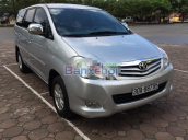 Bán ô tô Toyota Innova, màu bạc, trong nước, cá nhân bán