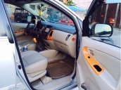 Toyota Innova G màu xám bạc, số sàn, đời cuối 12/2009, biển số thành phố Hồ Chí Minh