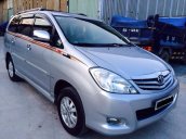 Toyota Innova G màu xám bạc, số sàn, đời cuối 12/2009, biển số thành phố Hồ Chí Minh