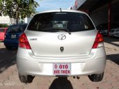 Cần bán xe Toyota Yaris 1.5AT đời 2011, màu bạc, xe nhập số tự động