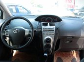 Cần bán xe Toyota Yaris 1.5AT đời 2011, màu bạc, xe nhập số tự động