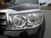 Cần bán Toyota Fortuner đời 2010, màu đen, giá tốt