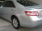 Bán ô tô Toyota Camry năm 2010, màu bạc, nhập khẩu chính hãng