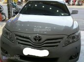 Bán ô tô Toyota Camry năm 2010, màu bạc, nhập khẩu chính hãng