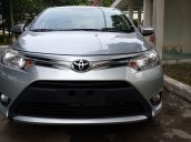 Bán xe Toyota Vios đời 2015, màu bạc giá 560 tr