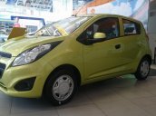 Chevrolet Spark LS hộp số sàn 5 cấp, hệ thống chống bó cứng phanh ABS, khóa cửa trung tâm, 02 túi khí