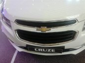 Cần bán xe Chevrolet Cruze LTZ đời 2015, màu trắng