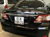 Cần bán xe Toyota Corolla altis đời 2014, màu đen 