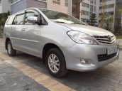 Bán Innova 2.0G mầu bạc chính tên tôi sử dụng đầu 2009, xe đẹp