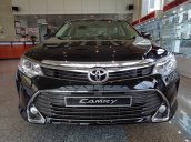 Bán xe Toyota Camry đời 2015, màu đen giá tốt